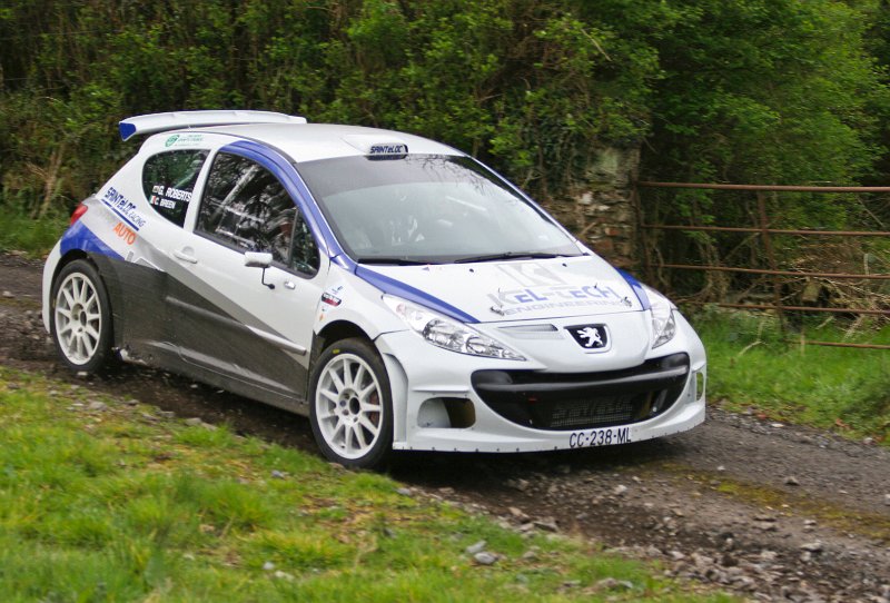 Arzeno & Breen testing their Peugeots April 3rd 2012 (16).jpg